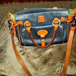 Dooney and Bourke Shoulder bag